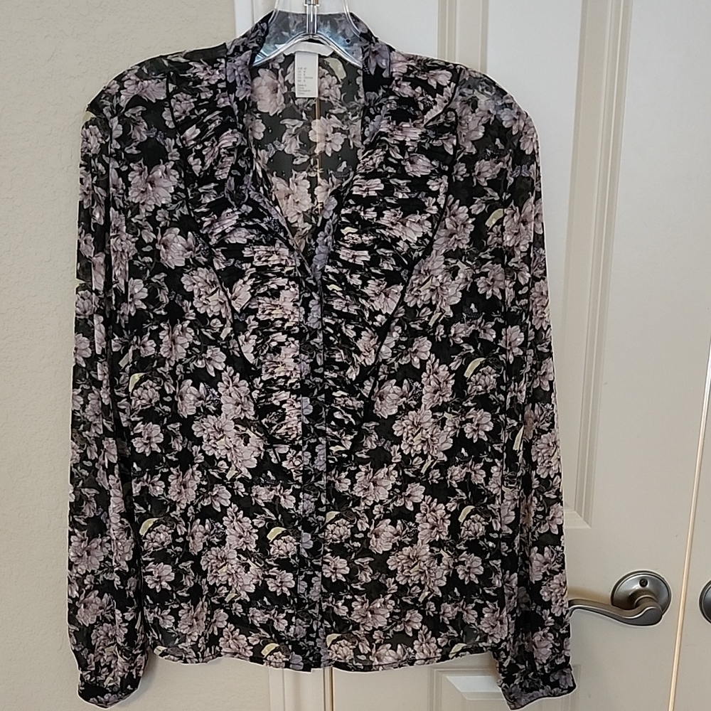 H&M Black and White Ruffled Blouse with Notched Collar